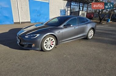 Tesla Model S  2018