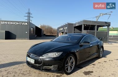 Tesla Model S  2013