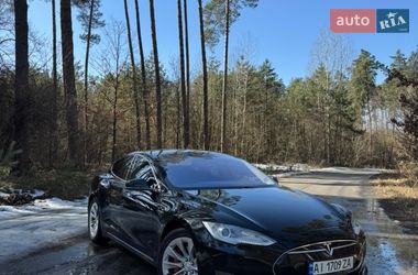 Tesla Model S 2014