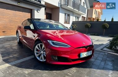 Tesla Model S  2019