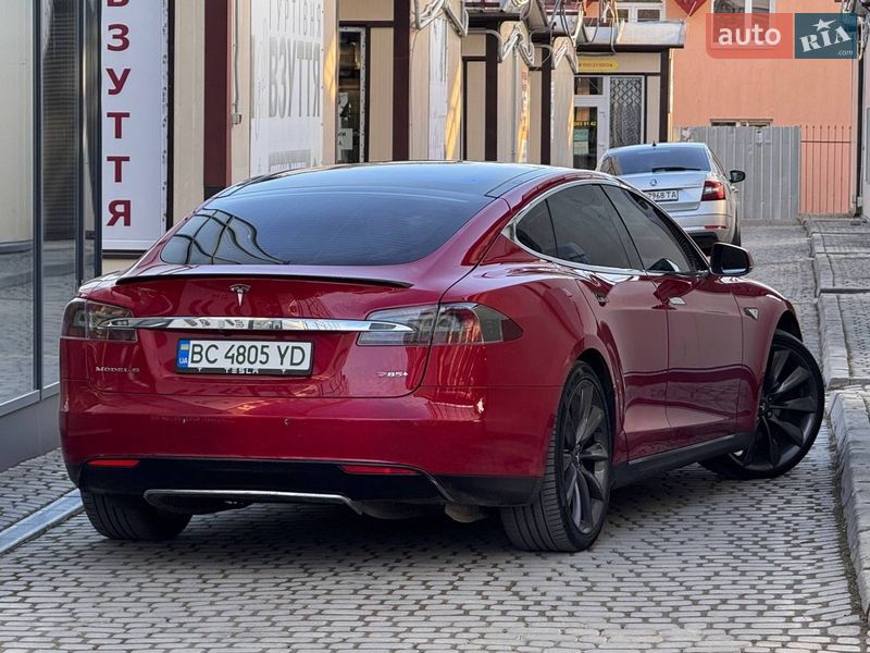 Ліфтбек Tesla Model S 2013 в Дрогобичі фото 14 Ліфтбек Tesla Model S 2013 в Дрогобичі