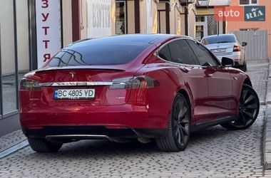 Ліфтбек Tesla Model S 2013 в Дрогобичі фото 15 Ліфтбек Tesla Model S 2013 в Дрогобичі