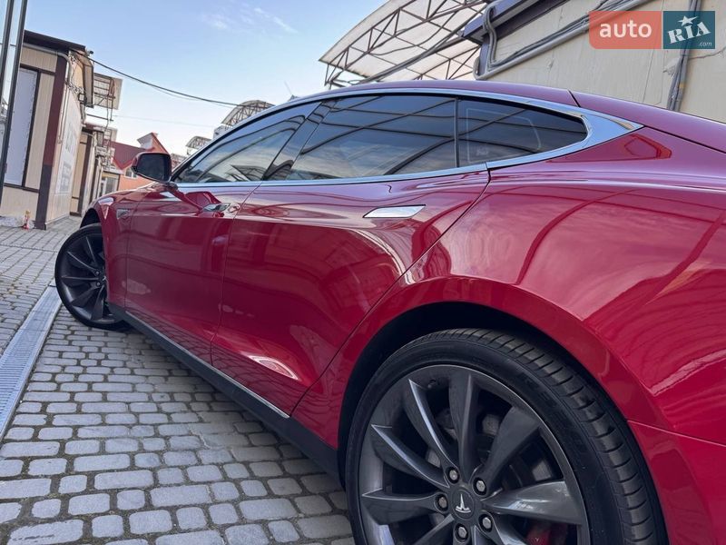 Ліфтбек Tesla Model S 2013 в Дрогобичі фото 32 Ліфтбек Tesla Model S 2013 в Дрогобичі