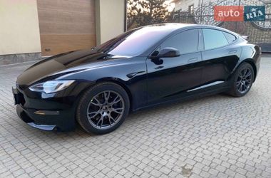 Tesla Model S 2021