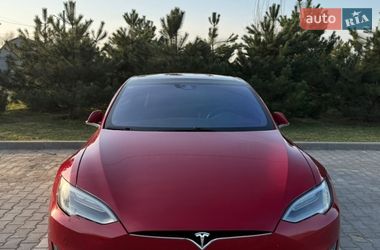 Tesla Model S  2016