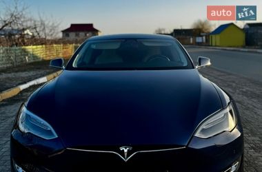 Tesla Model S  2016