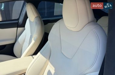 Ліфтбек Tesla Model S 2021 в Львові