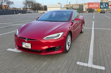 Tesla Model S  2017