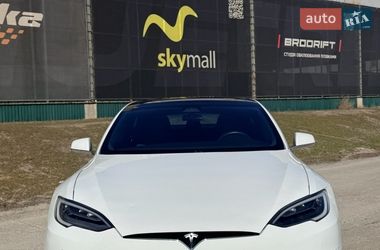 Tesla Model S  2018