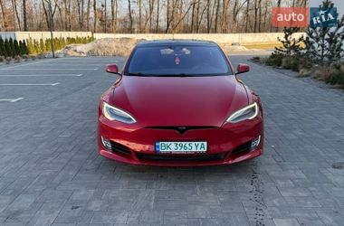 Tesla Model S 2016