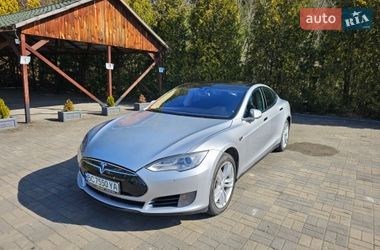 tesla model-s 2015 в Судова Вишня від професійного продавця Василь