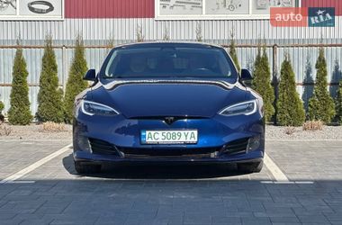 Tesla Model S 2017