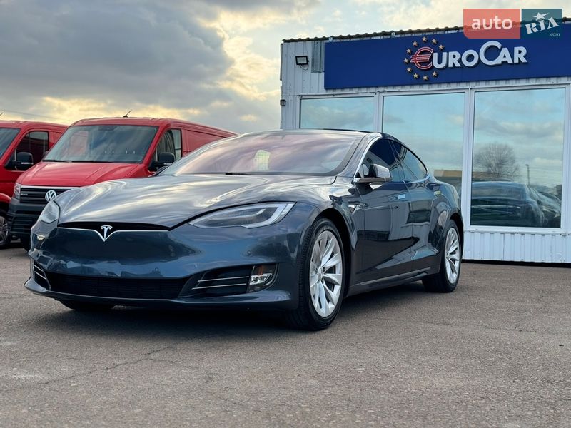 Tesla Model S 2017