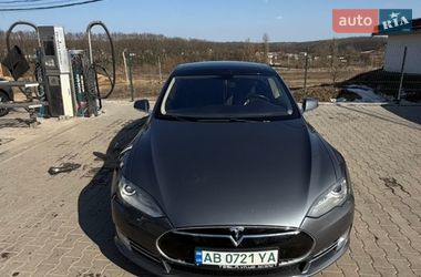 Tesla Model S  2014