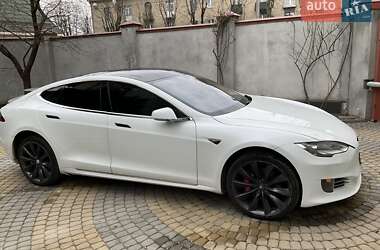 Tesla Model S  2014