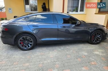 Tesla Model S  2015