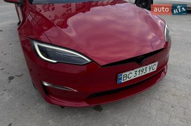 Tesla Model S 2021