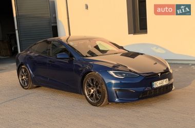 Tesla Model S  2022