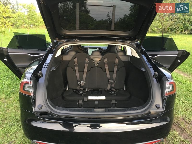 Хэтчбек Tesla Model S 2014 в Коломые фото 10 Хэтчбек Tesla Model S 2014 в Коломые