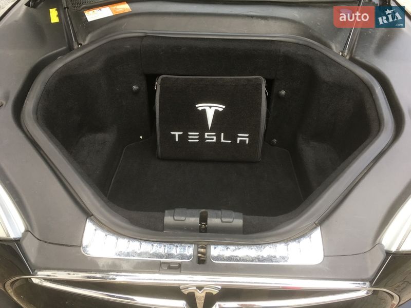 Хэтчбек Tesla Model S 2014 в Коломые фото 15 Хэтчбек Tesla Model S 2014 в Коломые