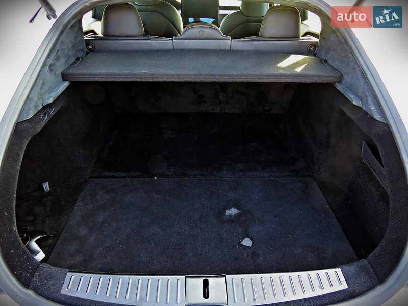 Лифтбек Tesla Model S 2021 в Черкассах фото 25 Лифтбек Tesla Model S 2021 в Черкассах