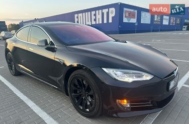 Tesla Model S 2017