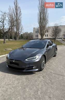 Tesla Model S  2016