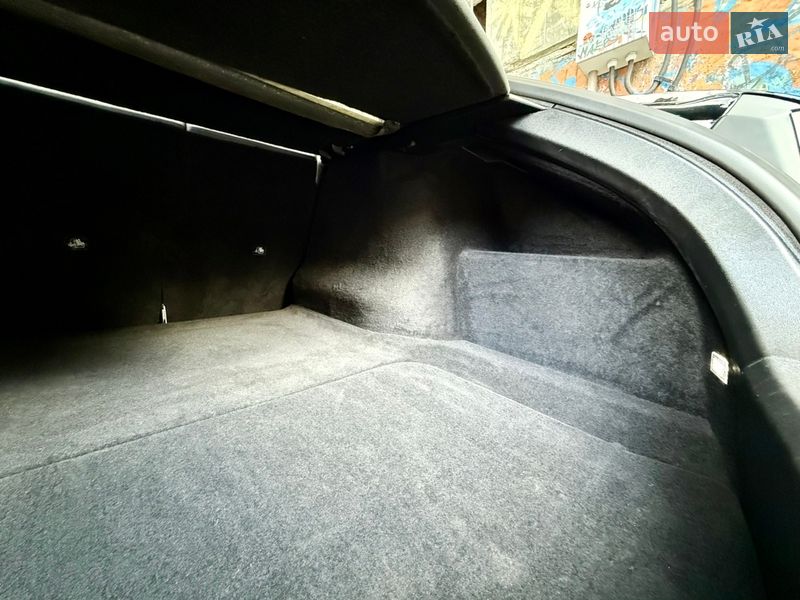 Ліфтбек Tesla Model S 2014 в Одесі