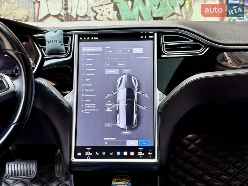 Ліфтбек Tesla Model S 2014 в Одесі