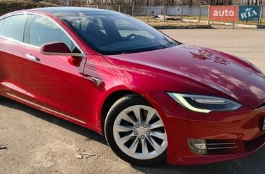 Tesla Model S  2017