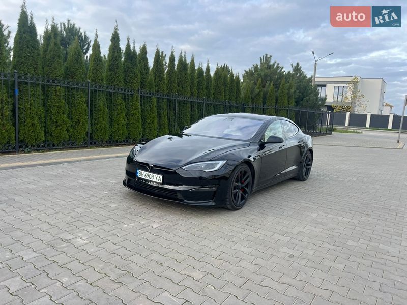 Tesla Model S 2023