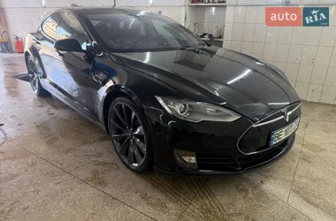 Tesla Model S  2014