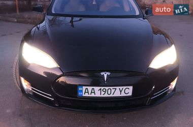 Tesla Model S  2013