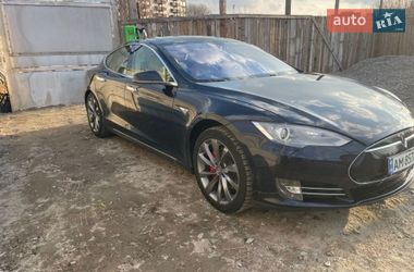 Tesla Model S  2014