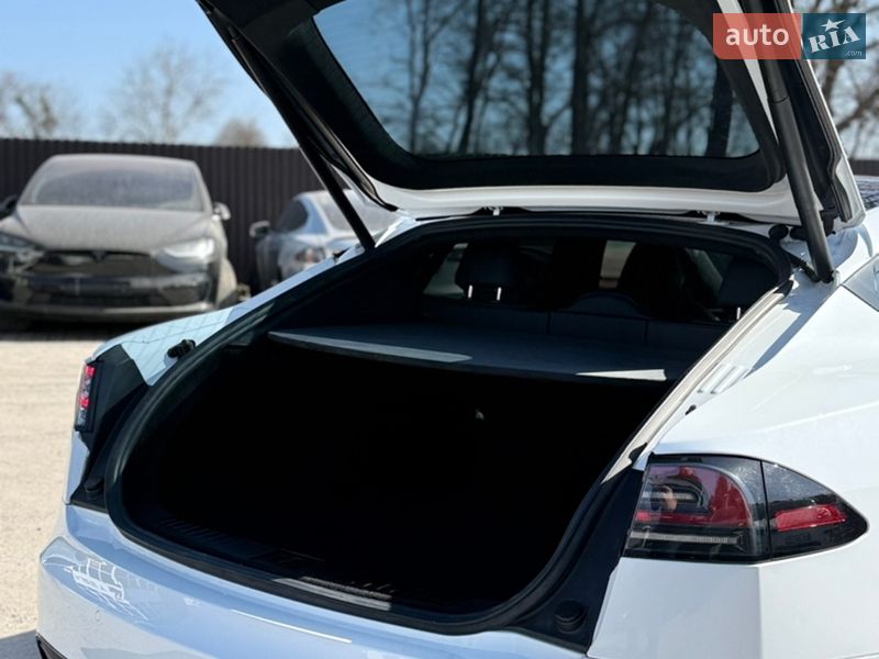 Ліфтбек Tesla Model S 2022 в Вінниці фото 23 Ліфтбек Tesla Model S 2022 в Вінниці