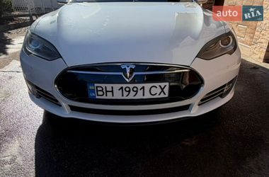 Tesla Model S  2014