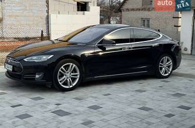 Tesla Model S  2014