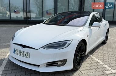 Tesla Model S  2013