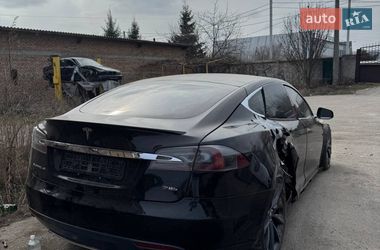 Tesla Model S  2013
