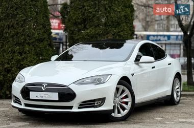 Tesla Model S  2015