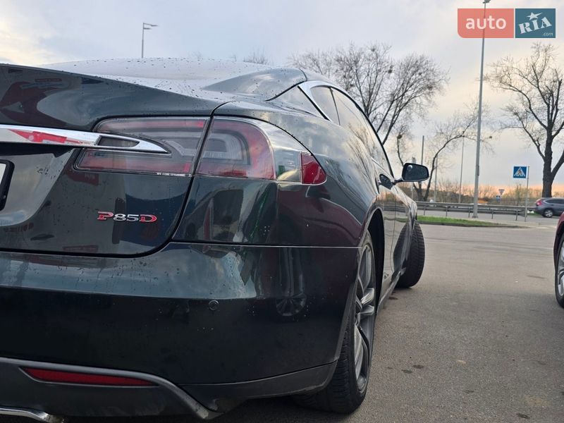 Лифтбек Tesla Model S 2012 в Киеве