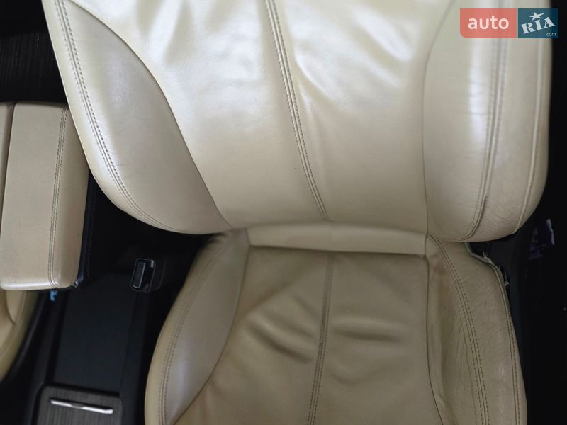 Лифтбек Tesla Model S 2012 в Киеве