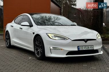 Tesla Model S  2022