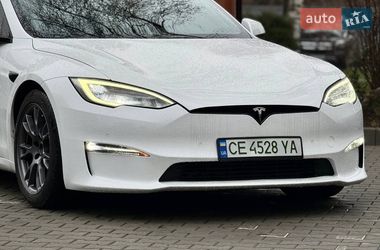 Ліфтбек Tesla Model S 2022 в Чернівцях