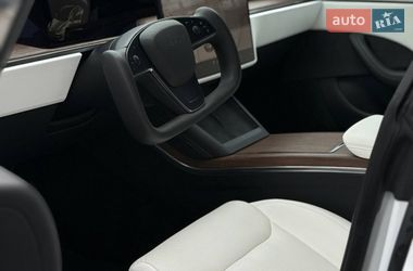 Ліфтбек Tesla Model S 2022 в Чернівцях