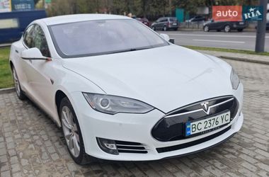 Tesla Model S  2014