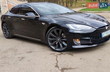 Tesla Model S  2016