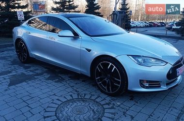 Tesla Model S  2013