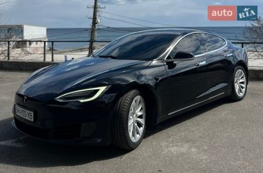 Tesla Model S  2017