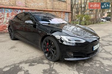 Tesla Model S  2018
